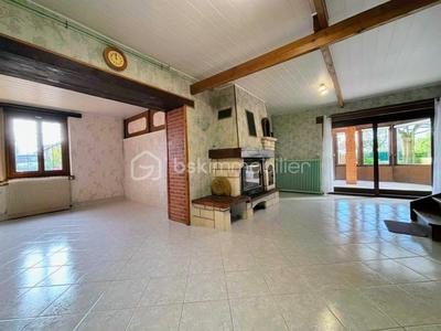 Maison traditionnelle - 165 m² - 6 pièces