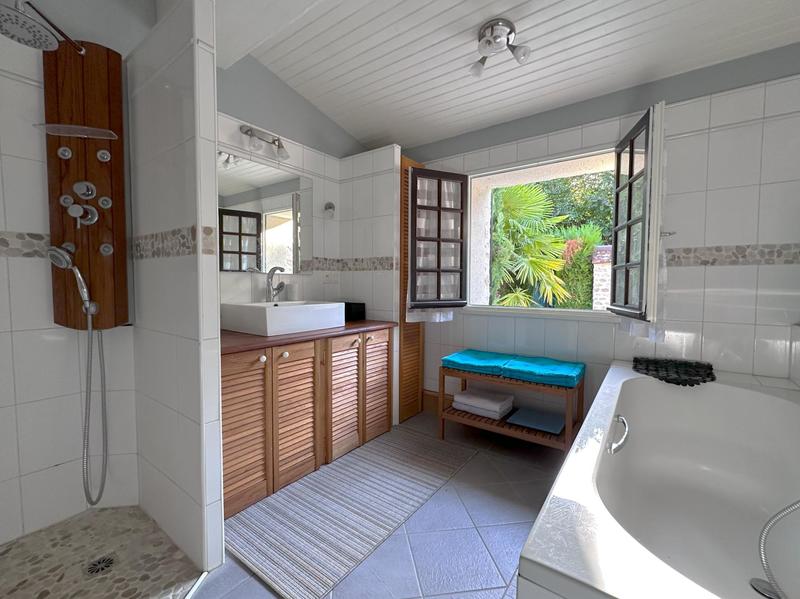 Maison - 168 m² - 5 pièces