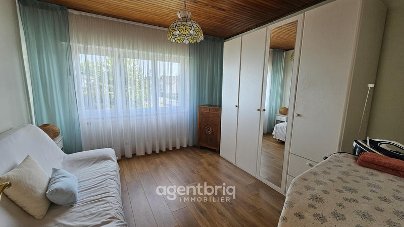 Maison - 172 m² - 9 pièces