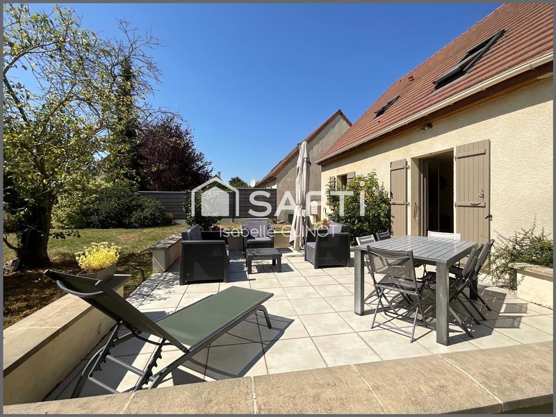 Maison - 90 m² - 4 pièces