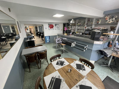 Immeuble - 200 m² - 9 pièces