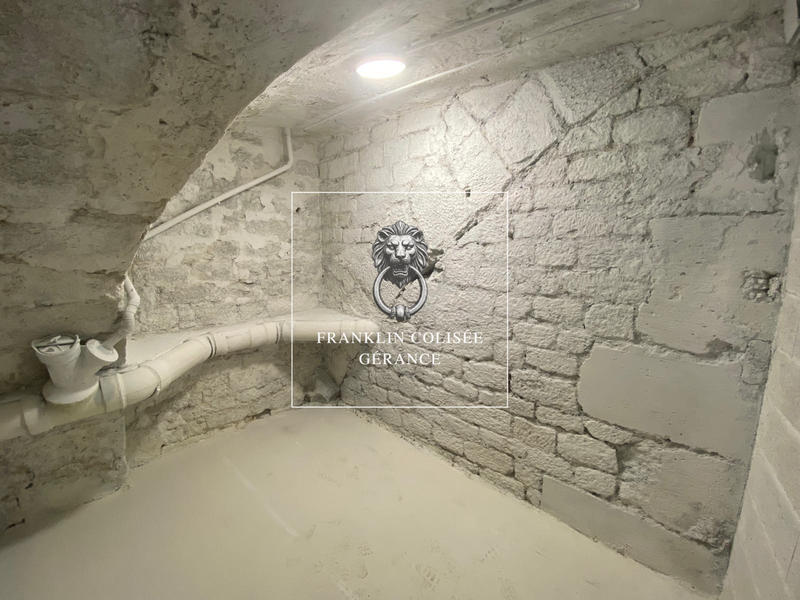 Parking / Garage - 7 m²