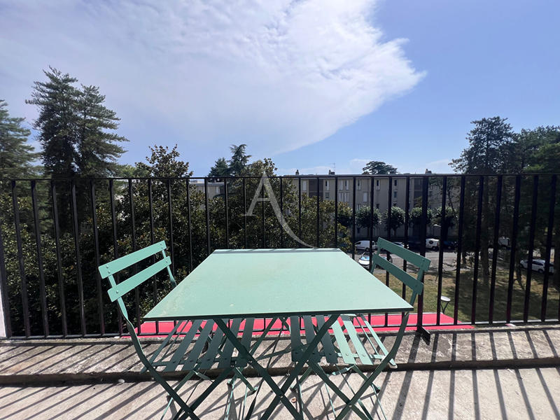 Appartement - 70 m² - 4 pièces