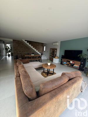 Maison - 182 m² - 7 pièces