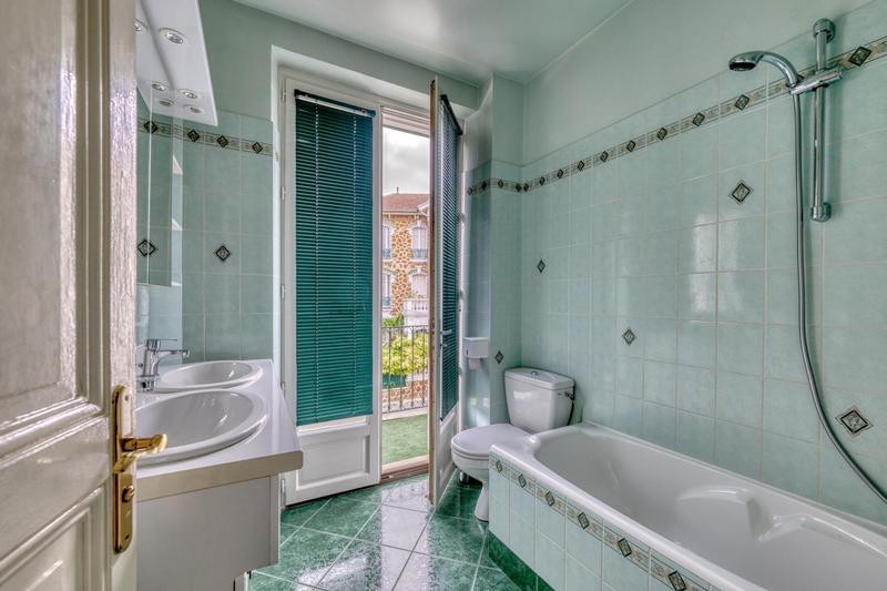 Maison - 170 m² - 7 pièces