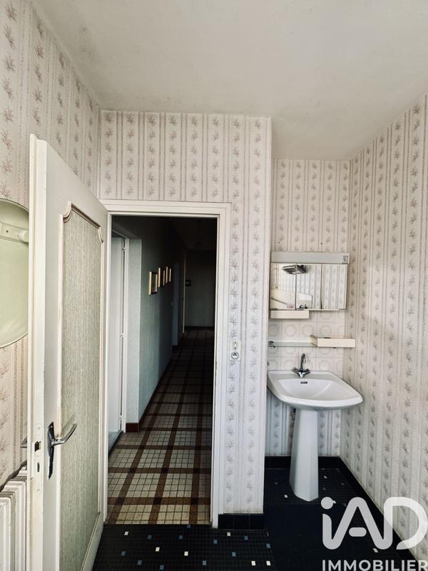 Maison - 90 m² - 5 pièces