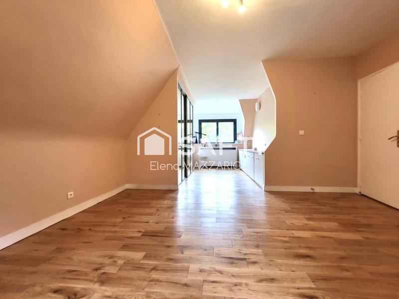 Maison - 180 m² - 7 pièces