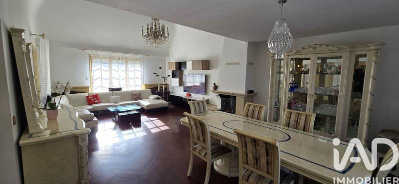 Maison - 187 m² - 7 pièces