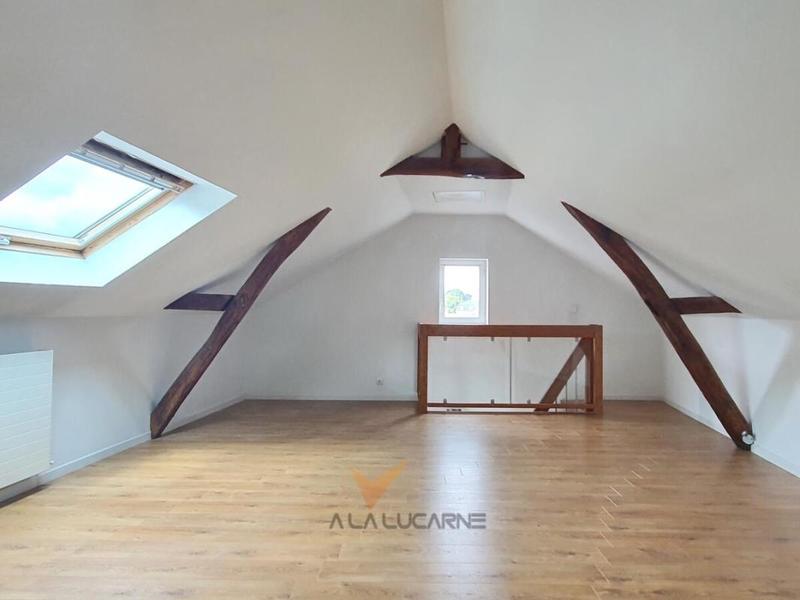 Propriété - 256 m² - 6 pièces