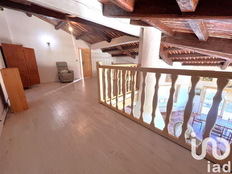 Maison - 520 m² - 11 pièces