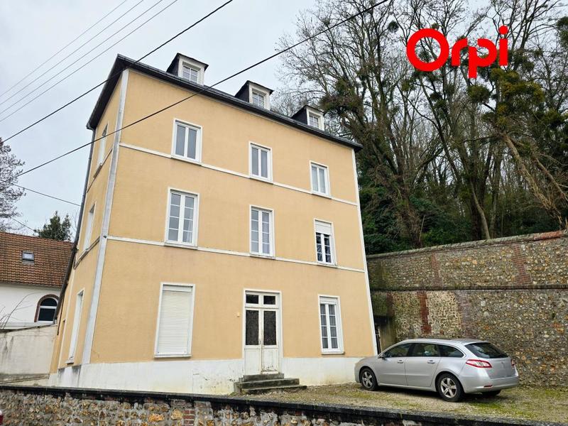 Immeuble - 151 m² - 7 pièces