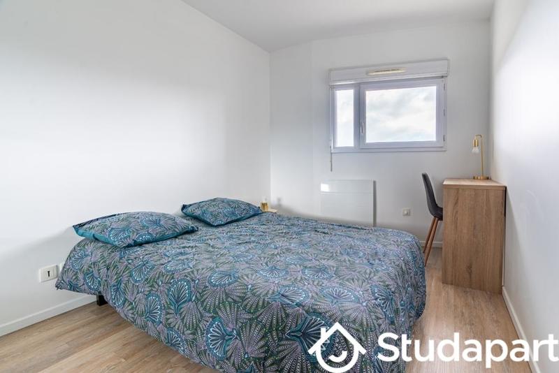 Chambre - 10 m² - 1 pièce