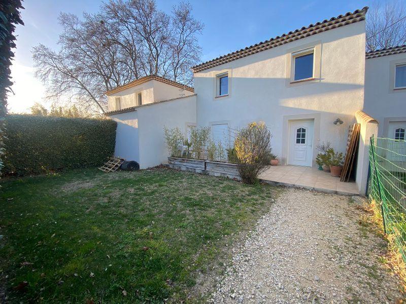 Pavillon - 72 m² - 3 pièces