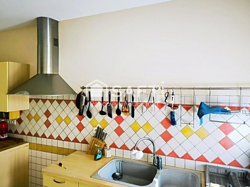 Maison - 219 m² - 8 pièces