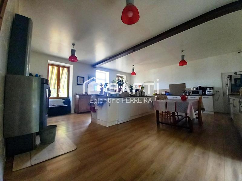 Maison - 566 m² - 15 pièces