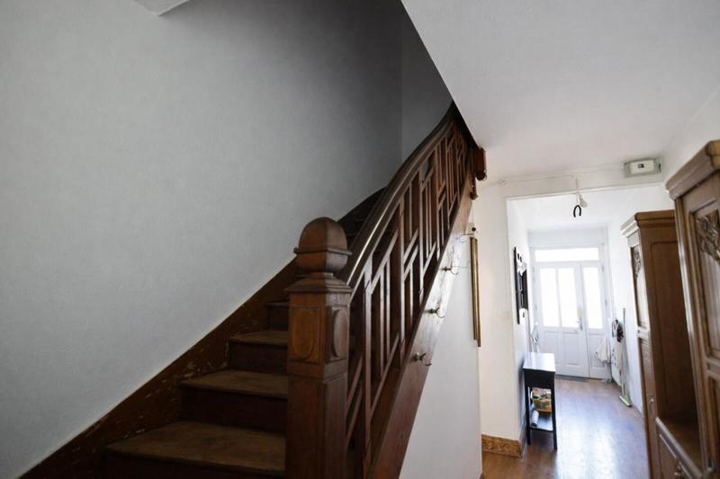 Maison ancienne - 218 m² - 8 pièces