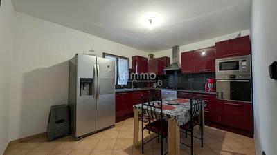 Maison - 190 m² - 4 pièces