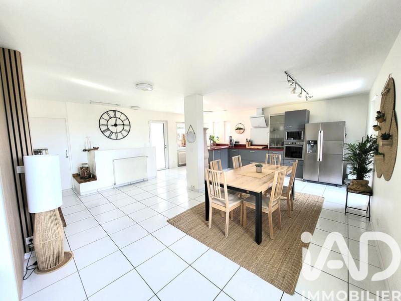 Maison - 145 m² - 4 pièces