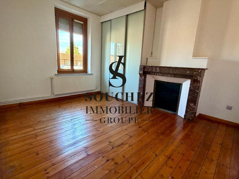 Maison - 250 m² - 8 pièces