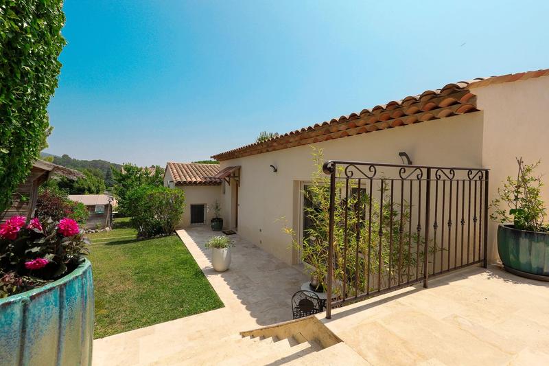 Villa - 174 m² - 4 pièces