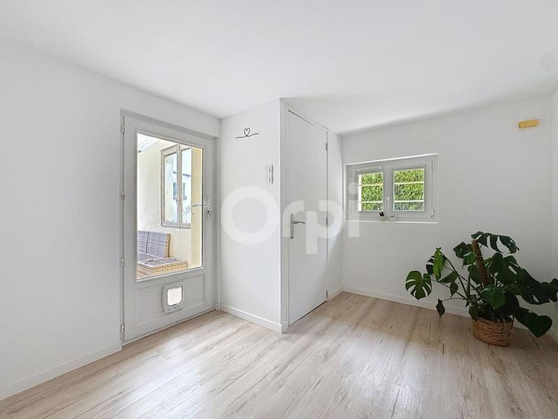 Maison - 93 m² - 5 pièces