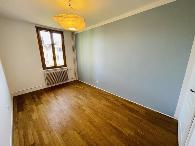 Appartement - 79 m² - 4 pièces