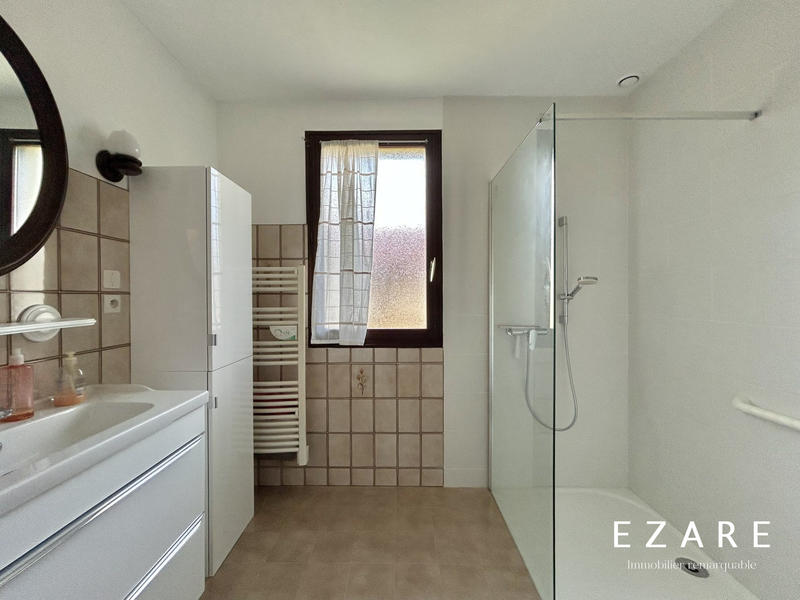 Maison - 99 m² - 5 pièces