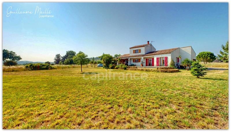 Villa - 160 m² - 6 pièces
