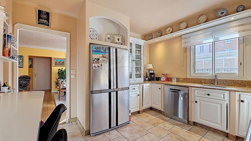 Maison - 145 m² - 5 pièces