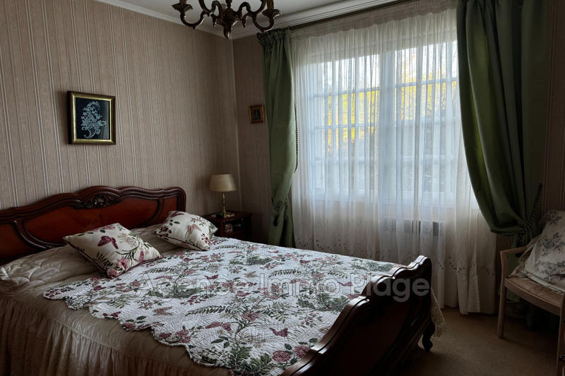 Maison - 126 m² - 8 pièces