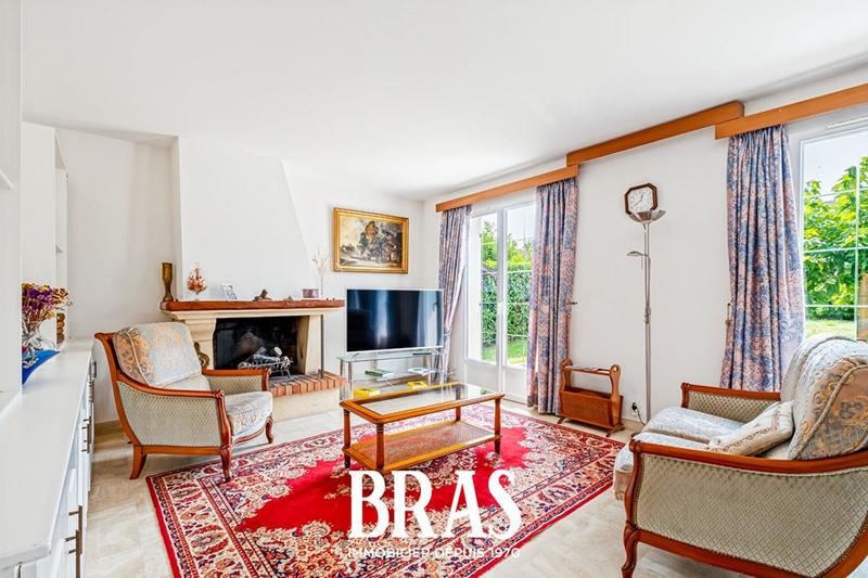 Maison - 140 m² - 5 pièces