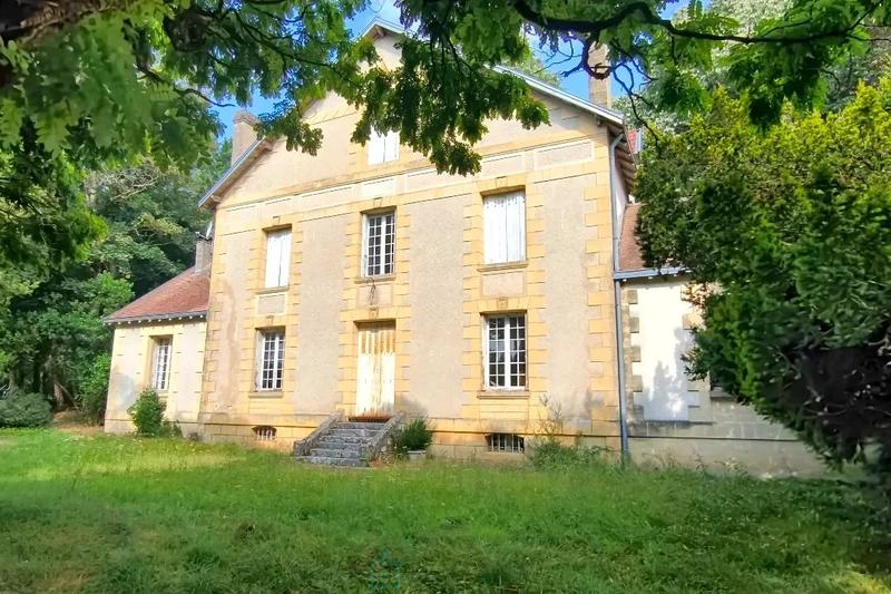 Maison de maîtres - 280 m² - 11 pièces