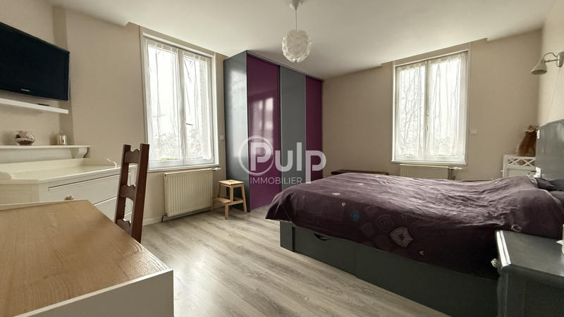 Maison - 197 m² - 10 pièces