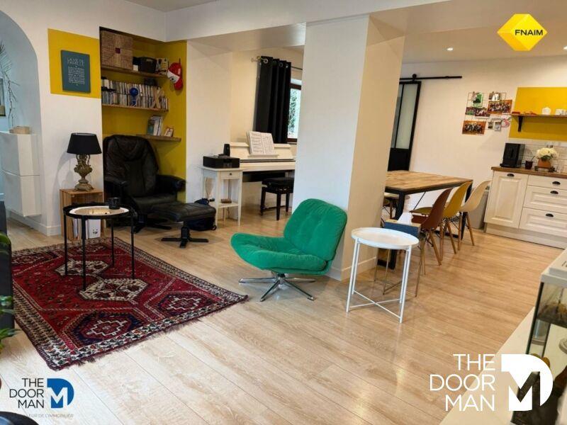 Maison - 83 m² - 5 pièces