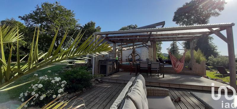 Maison - 180 m² - 10 pièces