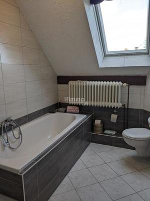 Maison - 180 m² - 8 pièces