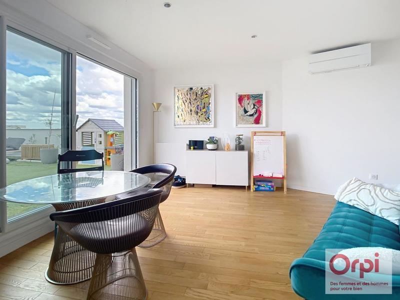 Penthouse - 77 m² - 3 pièces