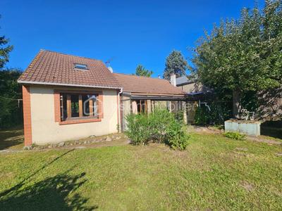 Maison traditionnelle - 95 m² - 4 pièces