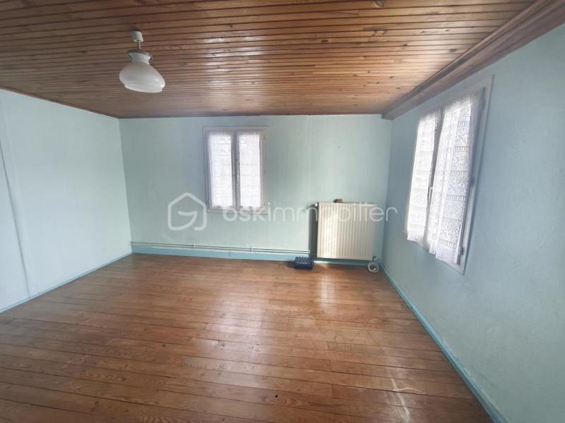 Maison - 96 m² - 5 pièces