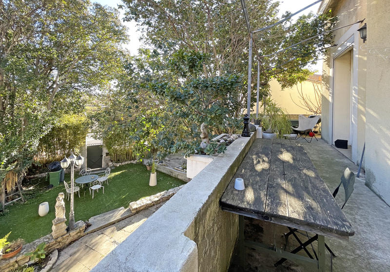 Maison - 200 m² - 10 pièces