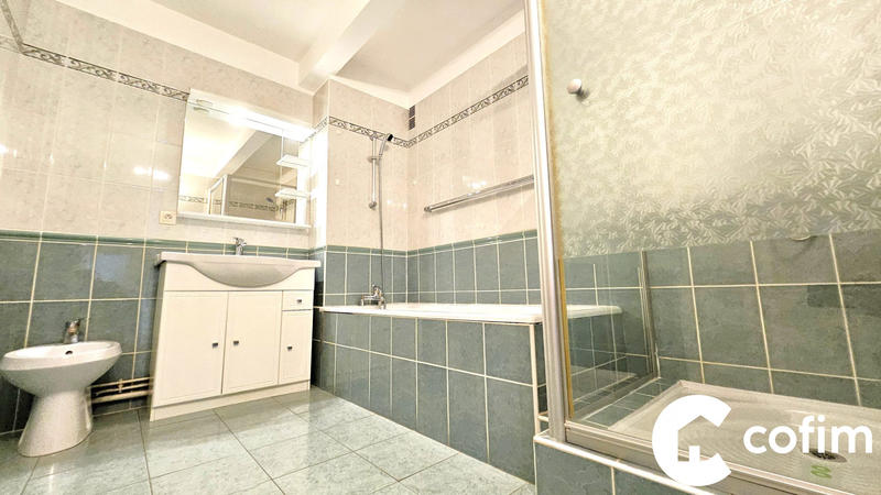 Appartement - 113 m² - 5 pièces