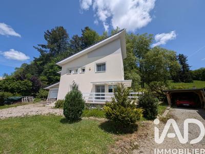 Maison - 160 m² - 5 pièces