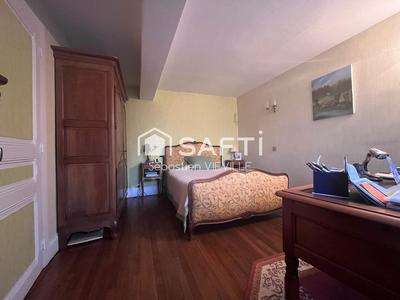 Maison - 128 m² - 4 pièces