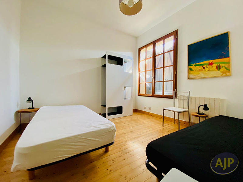 Maison bourgeoise - 212 m² - 6 pièces