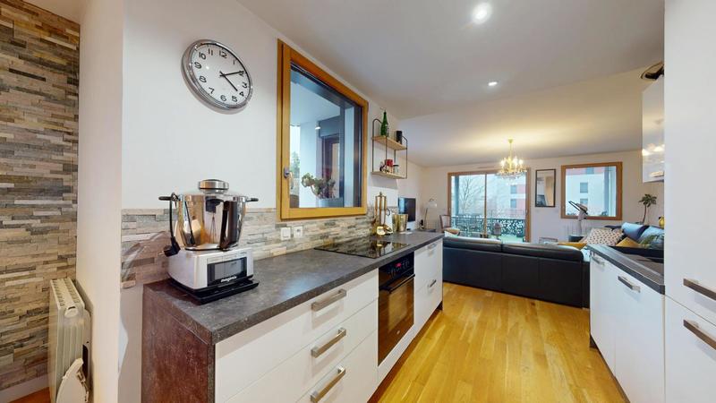 Appartement - 83 m² - 3 pièces