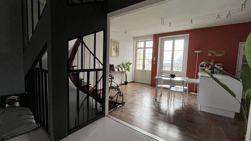 Immeuble - 280 m² - 12 pièces