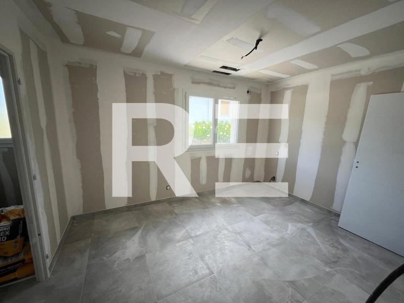 Maison - 98 m² - 5 pièces