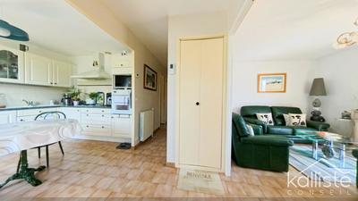 Maison - 87 m² - 5 pièces