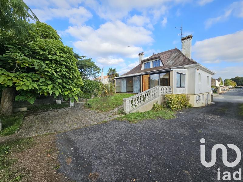 Maison - 220 m² - 14 pièces