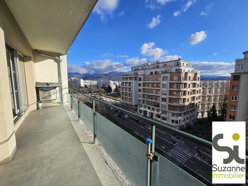 Appartement - 91 m² - 4 pièces